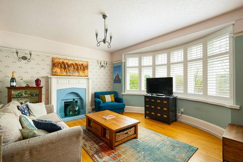 6 bedroom detached house for sale, Cliff End, Purley CR8