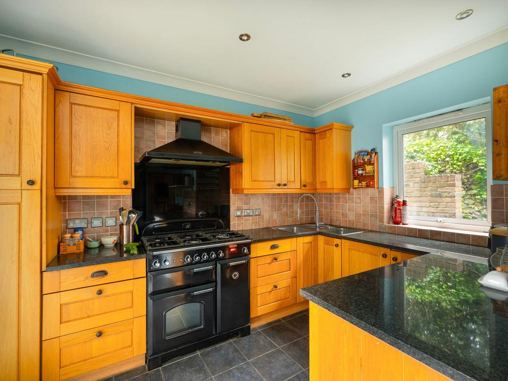 Kitchen &amp; Dining Area