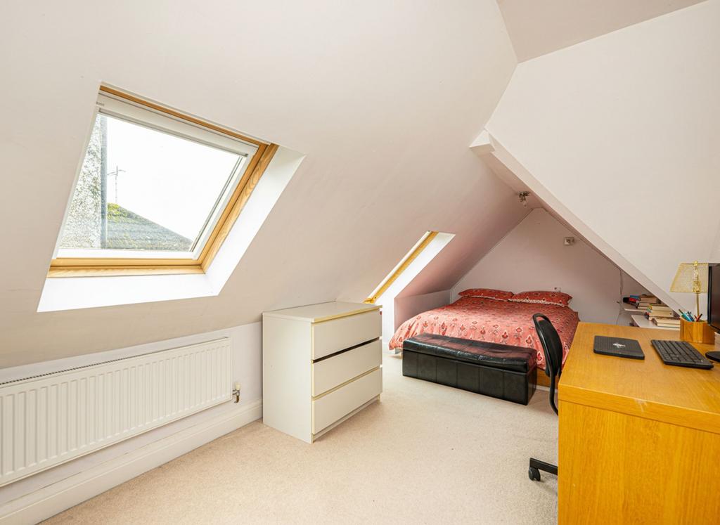 Top Floor Bedroom's