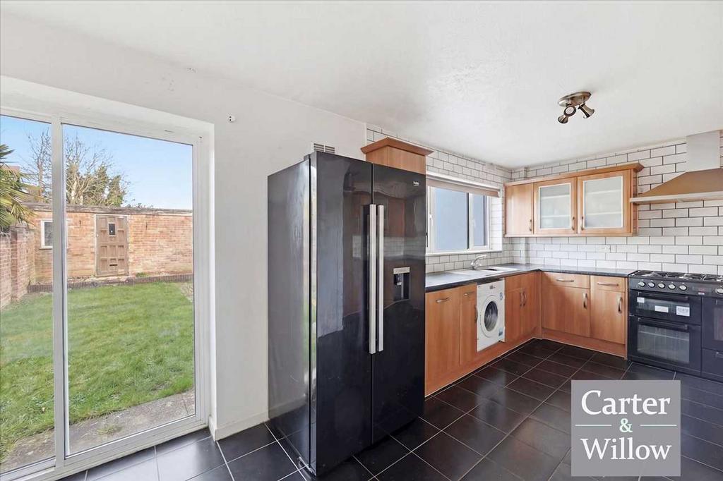 Kitchen / Dining