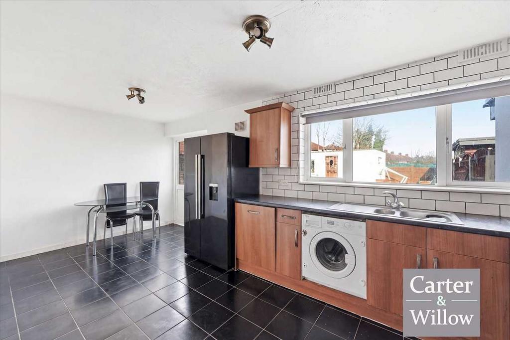 Kitchen / Dining
