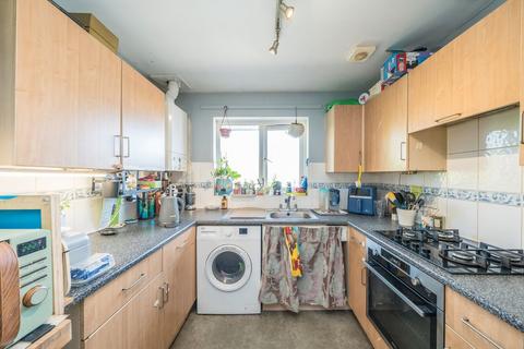 undefined, Bourne Close, Isleworth TW7