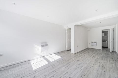 2 bedroom flat to rent, Dartmouth Road, Forest Hill, London, SE23