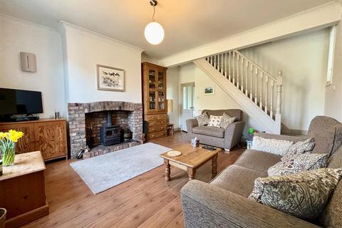 2 bedroom end of terrace house for sale, Low Leighton Road, High Peak SK22