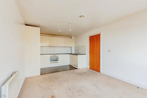 2 bedroom apartment for sale, Queensway, Redhill