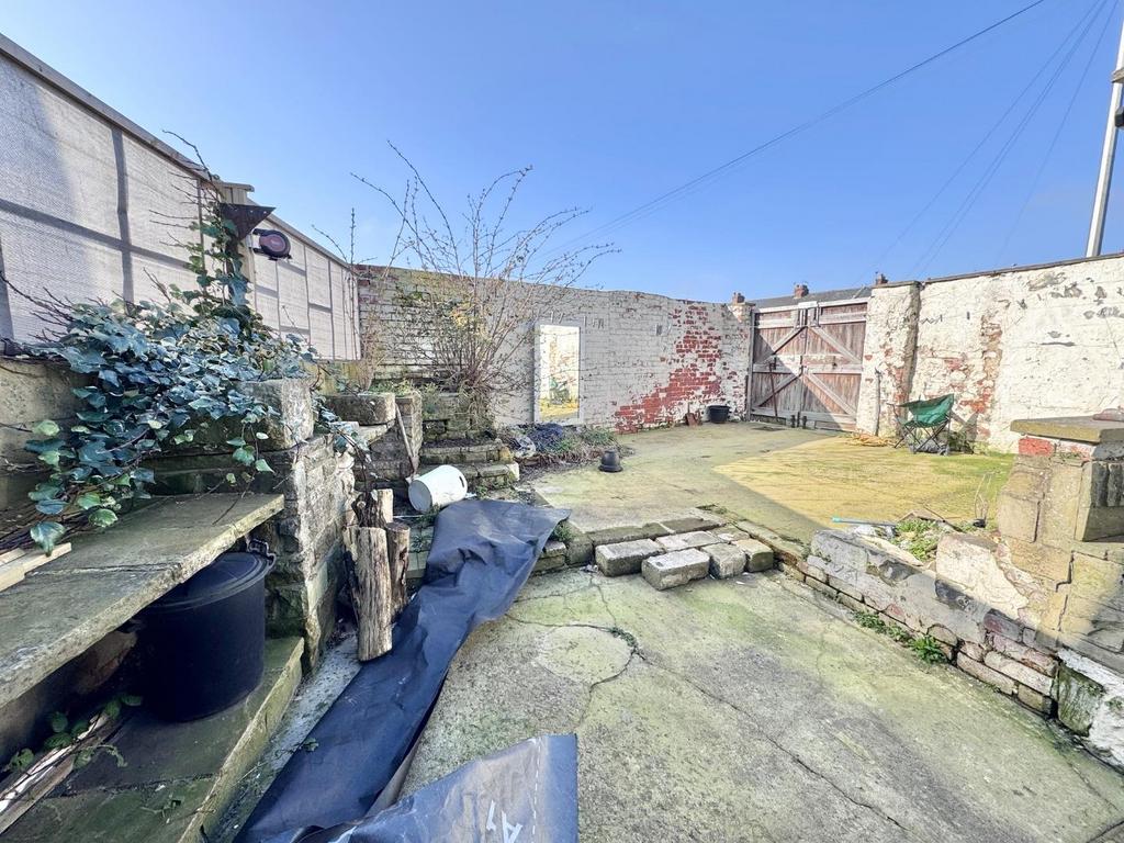 Rear Yard