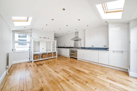 2 bedroom flat to rent, Rothschild Road, Chiswick, London, W4