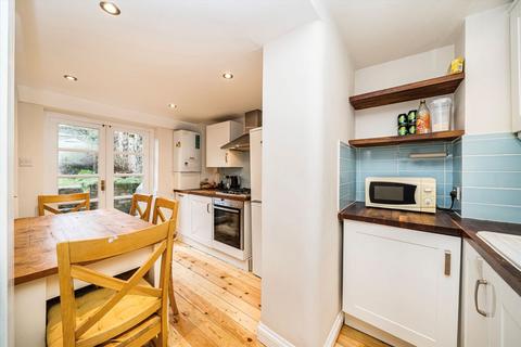 2 bedroom flat for sale, Choumert Road, London SE15