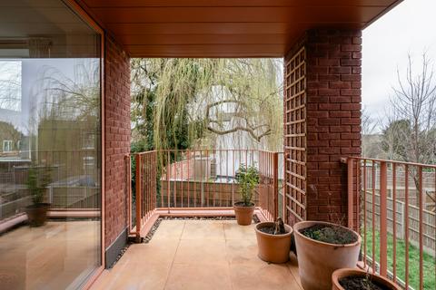 2 bedroom apartment for sale, Nunhead Lane, London SE15