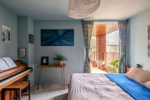 2 bedroom apartment for sale, Nunhead Lane, London SE15
