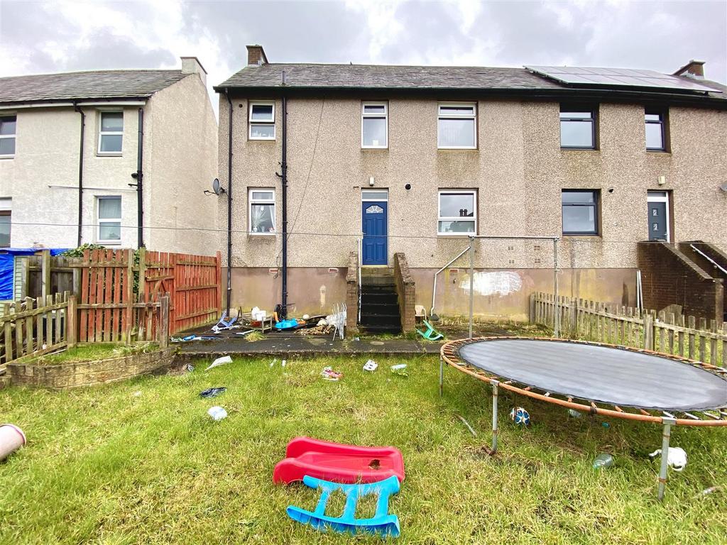 Bramleys Estate Agents - Winget Avenue - HD4 (11).
