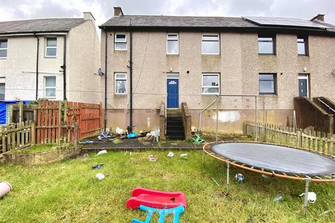 3 bedroom semi-detached house for sale, Winget Avenue, Huddersfield