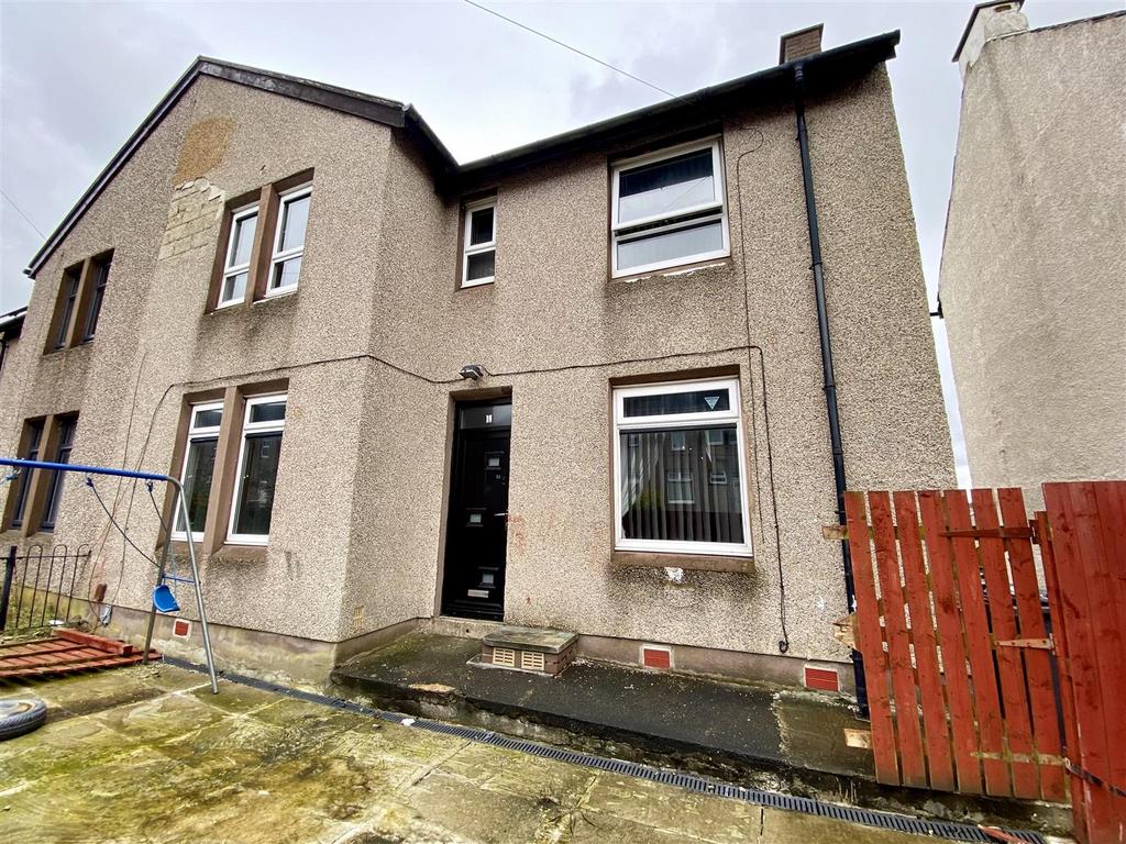 Bramleys Estate Agents - Winget Avenue - HD4 (12).