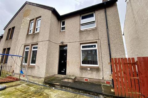 3 bedroom semi-detached house for sale, Winget Avenue, Huddersfield