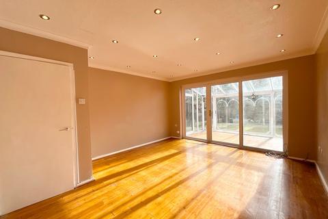 3 bedroom terraced house for sale, Leaswood Close, Newcastle, ST5