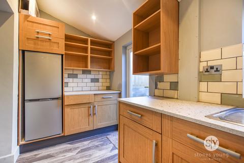 2 bedroom terraced house to rent, Moss Street, Clitheroe, BB7