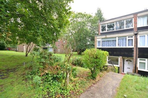 Leaf Close, Northwood