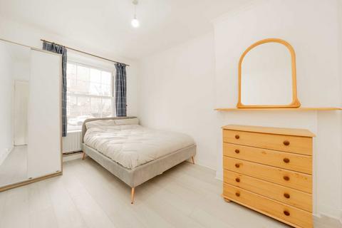 2 bedroom flat for sale, Falmouth Road, London SE1