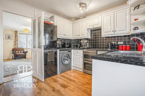 2 bedroom terraced house for sale, Hazelwood Park Close, Chigwell, IG7