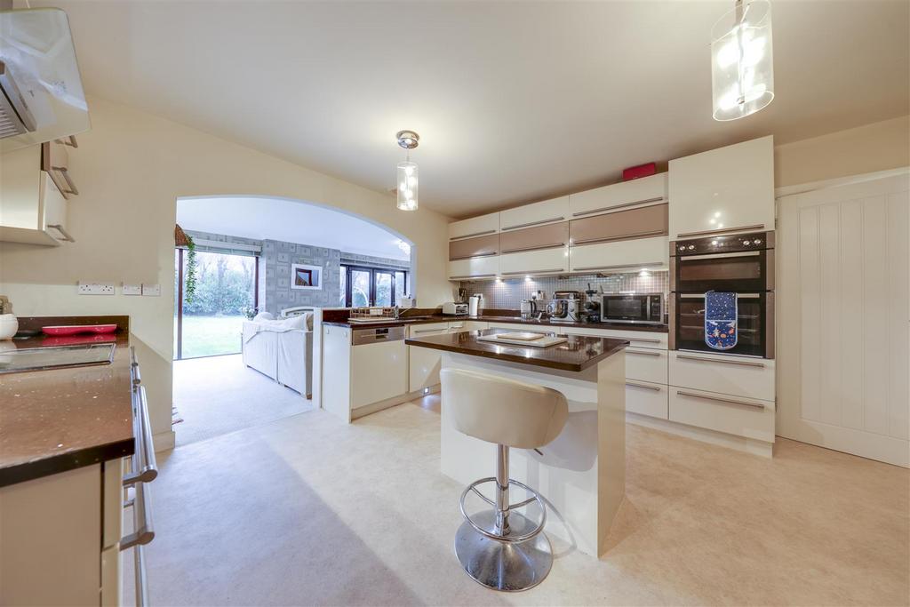 Kitchen alt