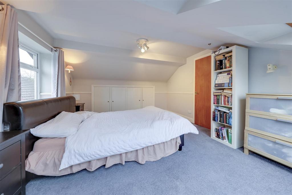 Bed 5 alt