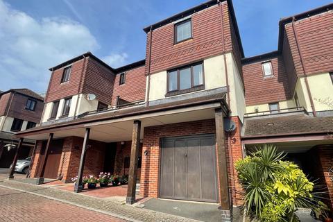 undefined, Mariners Way, Paignton, TQ3