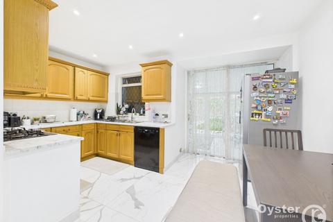 undefined, Kenilworth Avenue, Harrow, HA2