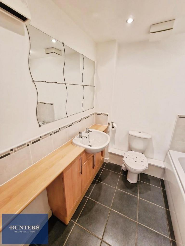 D6c916d5-Bath2.jpg
