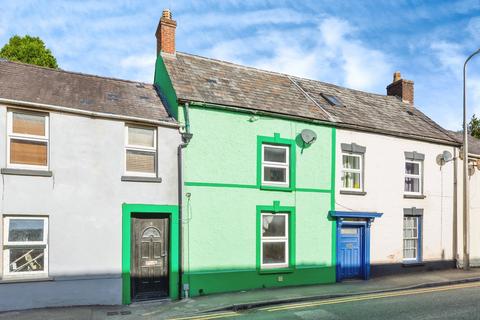3 bedroom terraced house for sale, Barn Road, Carmarthenshire SA31