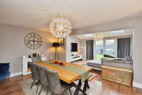 3 bedroom semi-detached house for sale, Keats Close, Newport Pagnell
