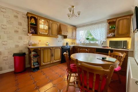 3 bedroom semi-detached house for sale, Eastfield View, Newport NP18