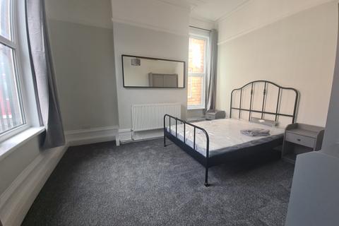 2 bedroom house to rent, 22A Morris Lane, Leeds LS5