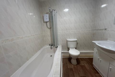 2 bedroom apartment to rent, Liverpool, L17