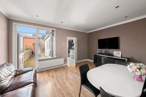 3 bedroom terraced house for sale, Trinity Road, Southall