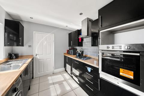 3 bedroom terraced house for sale, Trinity Road, Southall