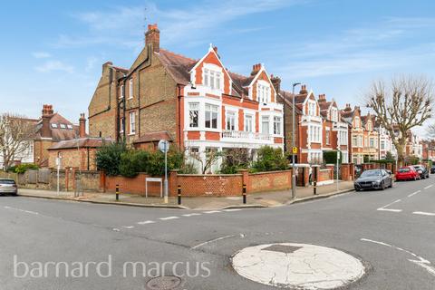 2 bedroom apartment to rent, Hazlewell Road