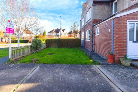 undefined, Mount Crescent, WAKEFIELD