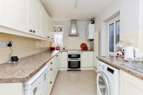 undefined, Mount Crescent, WAKEFIELD