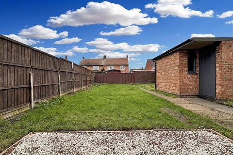 3 bedroom semi-detached house for sale, Montgomery Road, Newark
