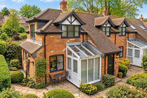 2 bedroom terraced house for sale, High Street , Codicote , Hitchin, SG4