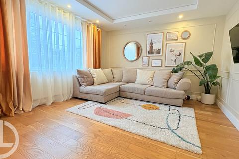undefined, Holmdale, Letchworth Garden City, SG6 1QQ