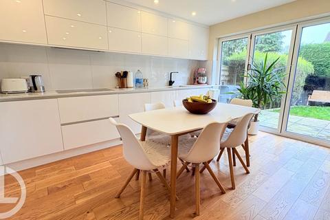 undefined, Holmdale, Letchworth Garden City, SG6 1QQ