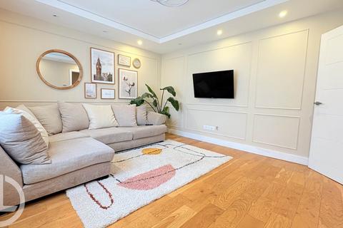 undefined, Holmdale, Letchworth Garden City, SG6 1QQ
