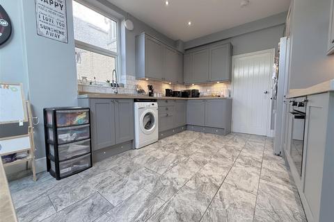 undefined, Brynheulog Terrace, Aberdare CF44