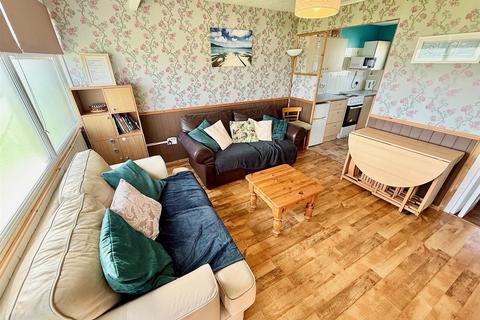2 bedroom chalet for sale, Newport Road, Hemsby, Great Yarmouth