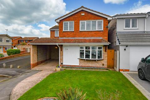 4 bedroom detached house for sale, Waterdale, Wombourne, Wolverhampton