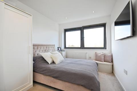 1 bedroom apartment for sale, Hubert Road, Brentwood