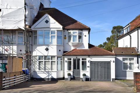 undefined, Colborne Way, Worcester Park, KT4