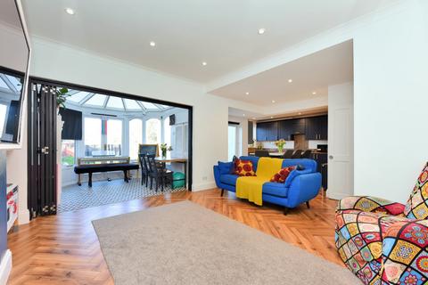 undefined, Colborne Way, Worcester Park, KT4