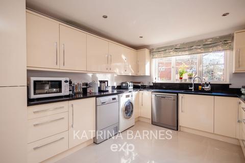 5 bedroom detached house for sale, Crofters Walk, Braintree CM77